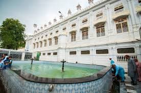 Ilyasi Mosque & Stream