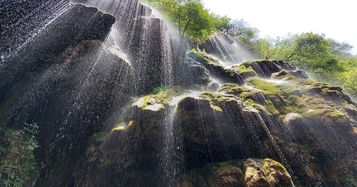 Sajikot & Umbrella Waterfalls