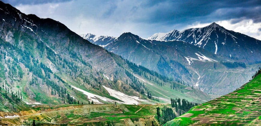 3 Days: Naran Kaghan, Babusar Top, and Shogran Group Tour
