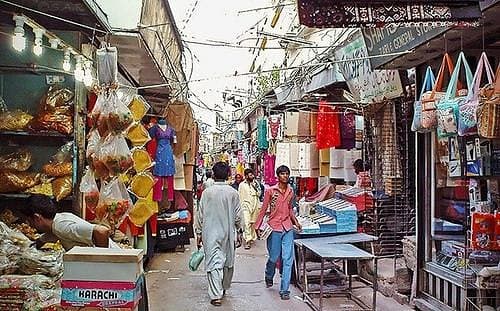 Resham Gali & Shahi Bazaar: